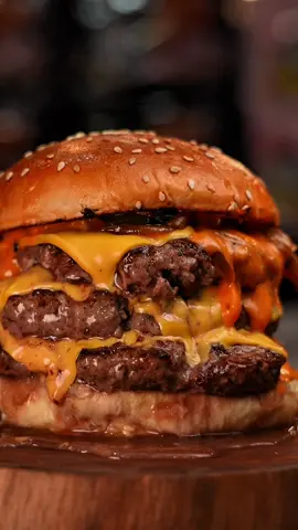 Video burger  🎪ohsemsummerfest  📍mydin melakan 🗓️9-12 may @Ohsem Food Festival  🎪fantasticfoodfest 📍bertam square 🗓️8-11 may @Fantastic Food Fest By Kak Nab  #jncburger #burger 
