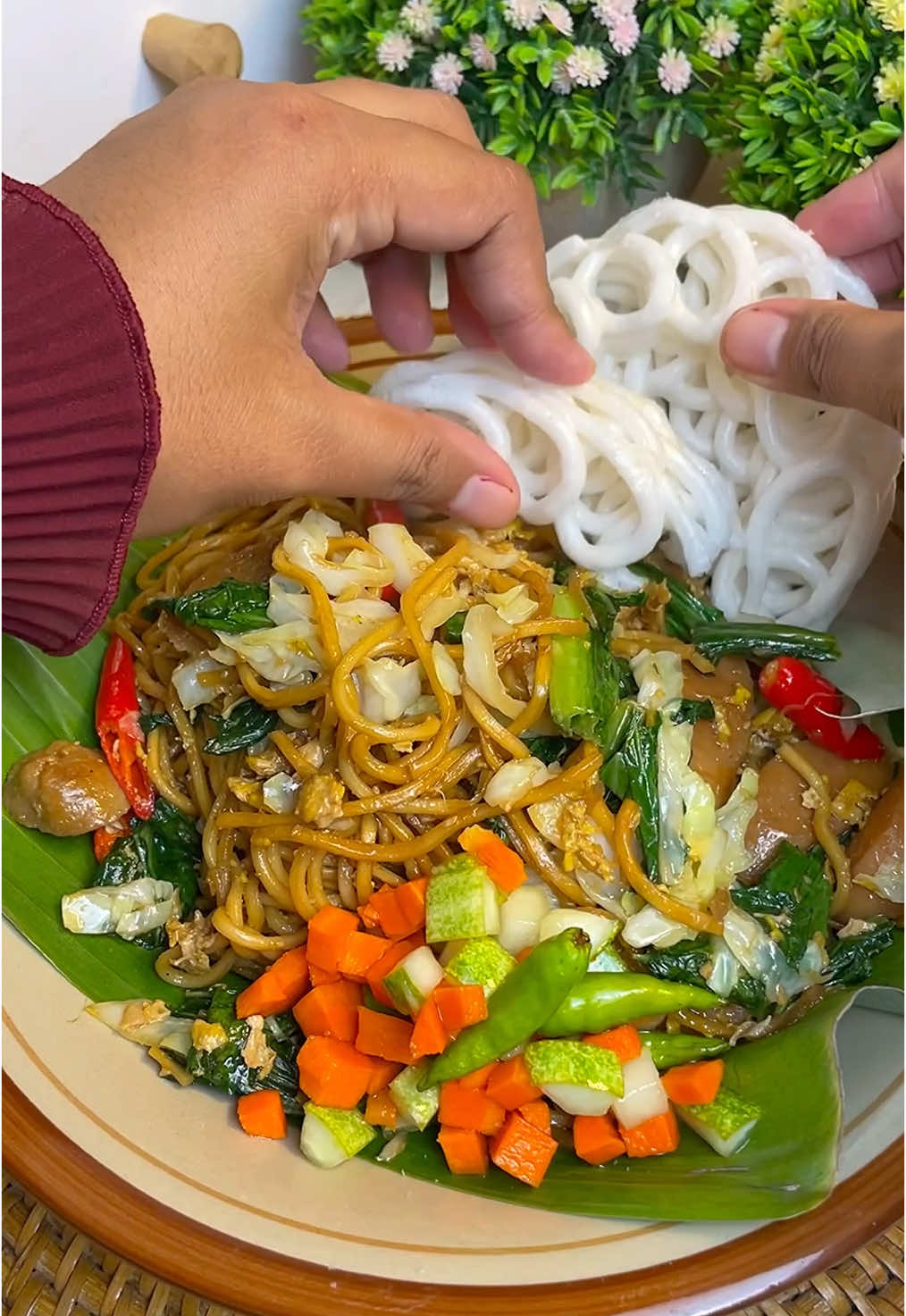 Mie goreng ala resto #miegoreng_sataet  #resepsatset #cooking #bakmie #resepsimpel #fyp #fypシ゚viral🖤tiktok #fypppppppppppppp 