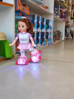 Boneca Patinadora Canta Dança Infantil Com Luzes E Patins