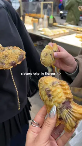 Sisters trip means we get the best food together 🤭 #foodtrip #sistertrip #southkorea #seoultravel 