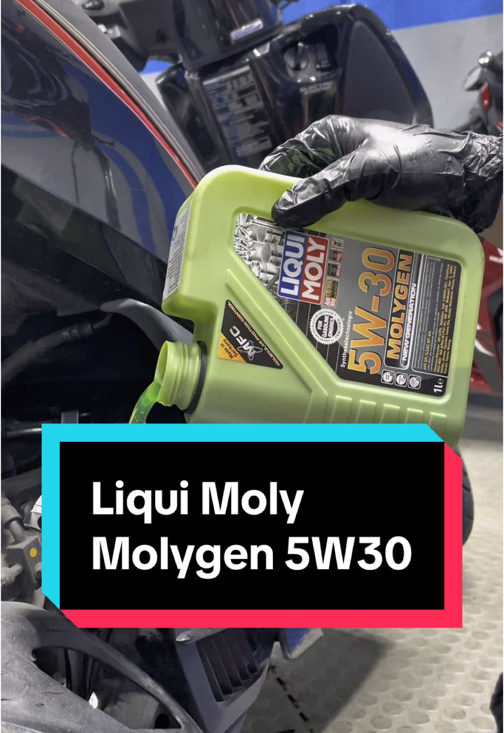 Liqui Moly Molygen 5W30 - Nhớt cao cấp từ Đức #expresscenter #daunhotnhapkhau #chamsocxe #thaynhotxemay #liquimoly #molygen 