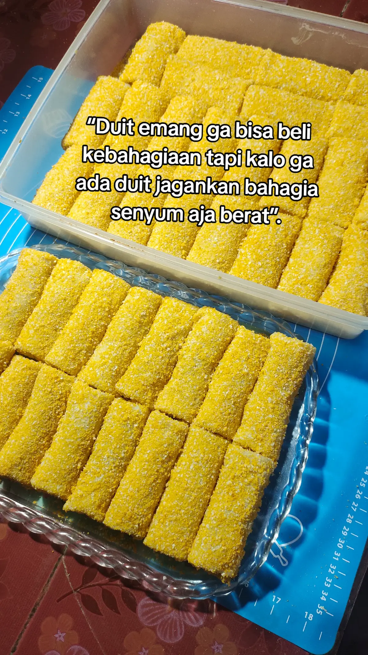 pokoknya sekarang yg ada di pikiranku duit duit duit. #rispolayam #fypage #fypシ #risolayampedas #risolcoklat #risolayam #fypdong #yukk #jangkauan #risolmayo #pemula #fypage 