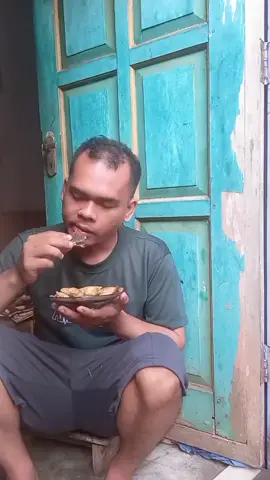 bener kata orang tua dulu,dilarang duduk didepan pintu🤣🤣🤣 #humor #lucu #kocakngakak 