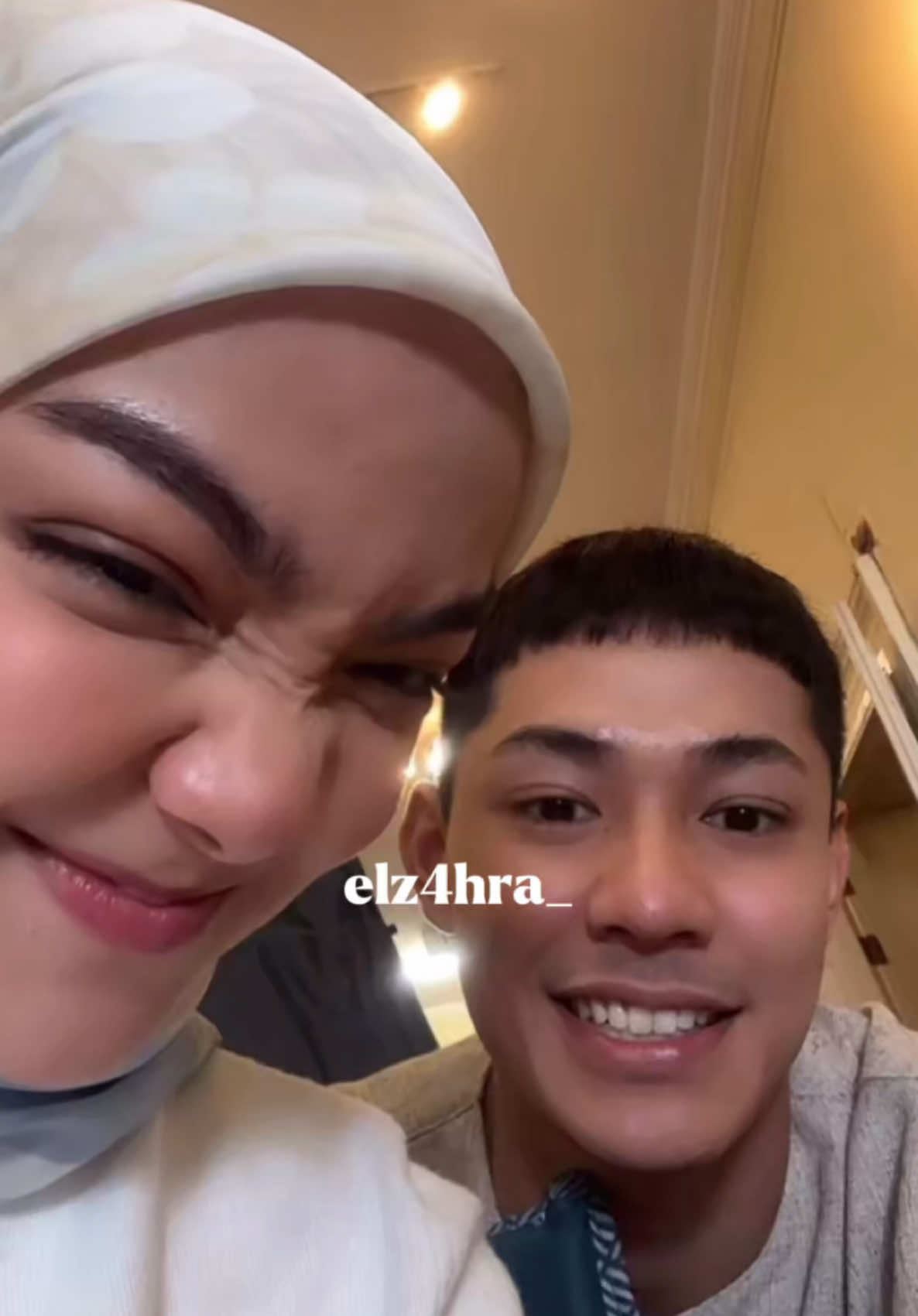 @Meerqeen @QK 🤏🏻🤍 #meerqeen #qasrinakarim #thariqridzuwancommandohistreasure #fypシ゚ 