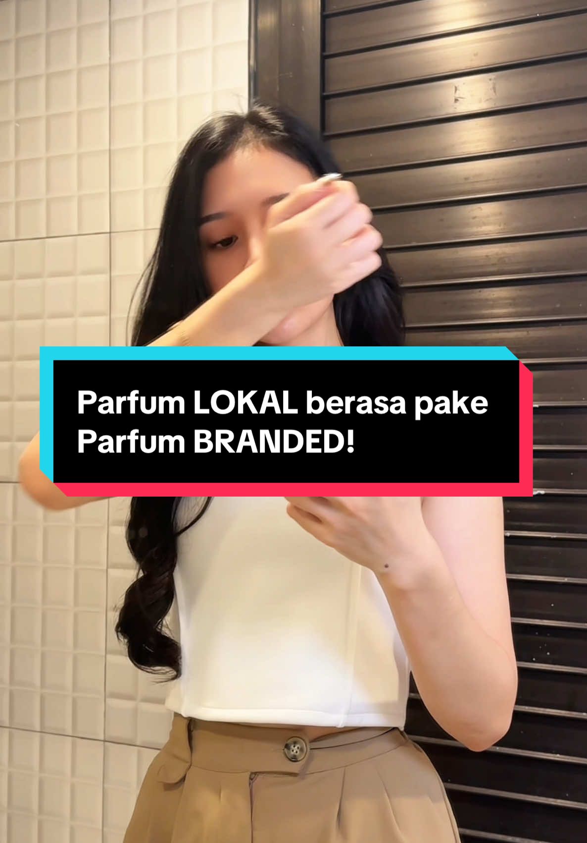 Wanginya sexy bangeeet🧚🏻‍♂️ setara kaya parfum branded! 🙂‍↔️💛 #parfumlokal #rekomendasiParfum #parfumviral #crusitaparfum 