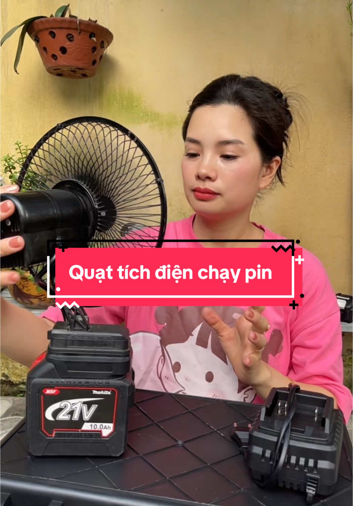 Quạt tích điện chạy pin #thanhmai92 #pin20cell #pin #quat 