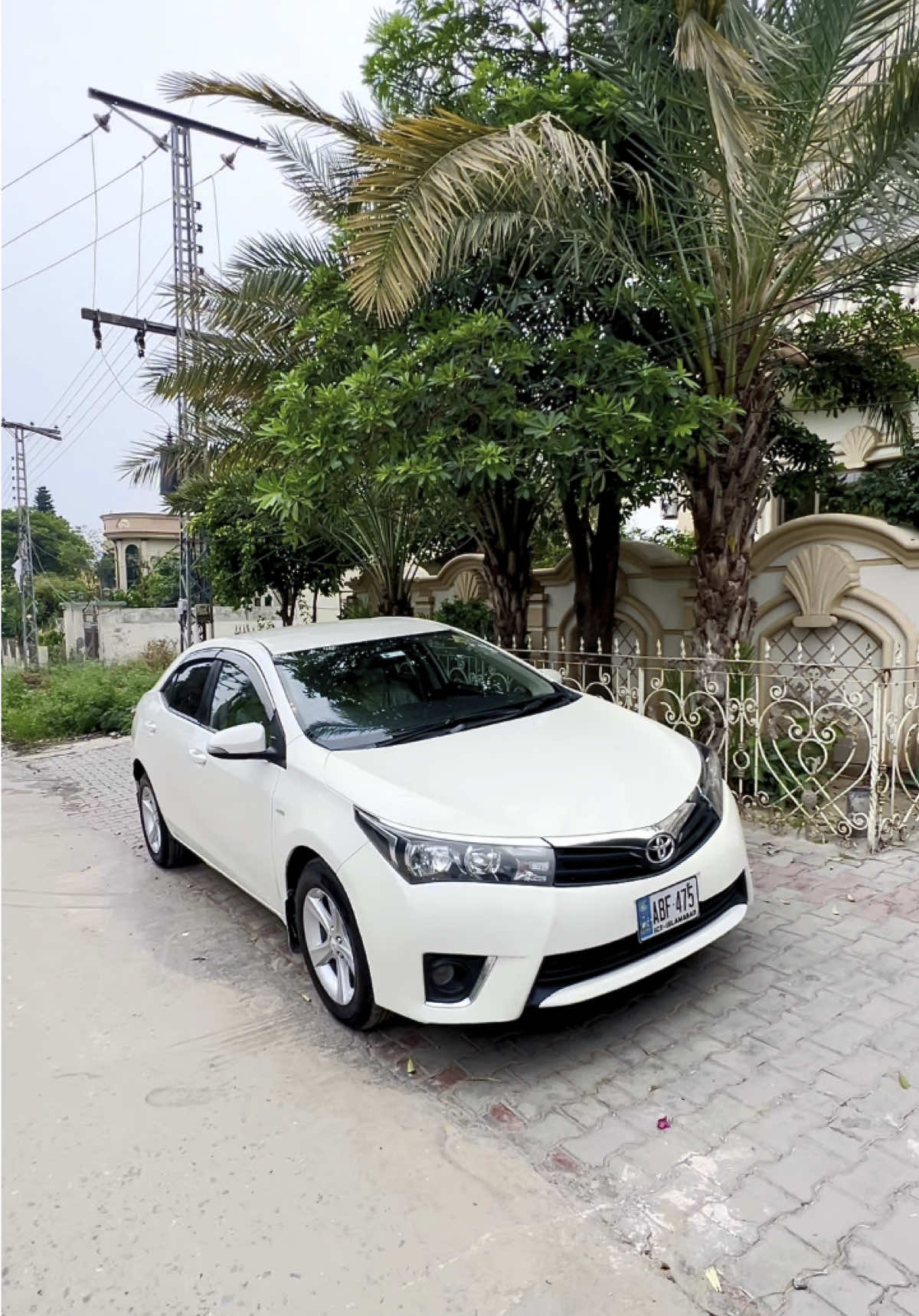 Sardar Ali Ey✨👑#Toyota #2016glinewkye #Gli #Antique #White 