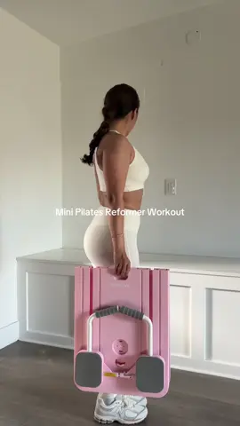 Pilates workout dirumah aja pakai alat ini. Check this out! #FitnessChallenge #olahragadirumah #alatolahragadirumah #fitnessmotivation #gymmotivation #gym #workout #jumathemat #pila #pilatesworkout #pilateslovers #pilatestiktok 