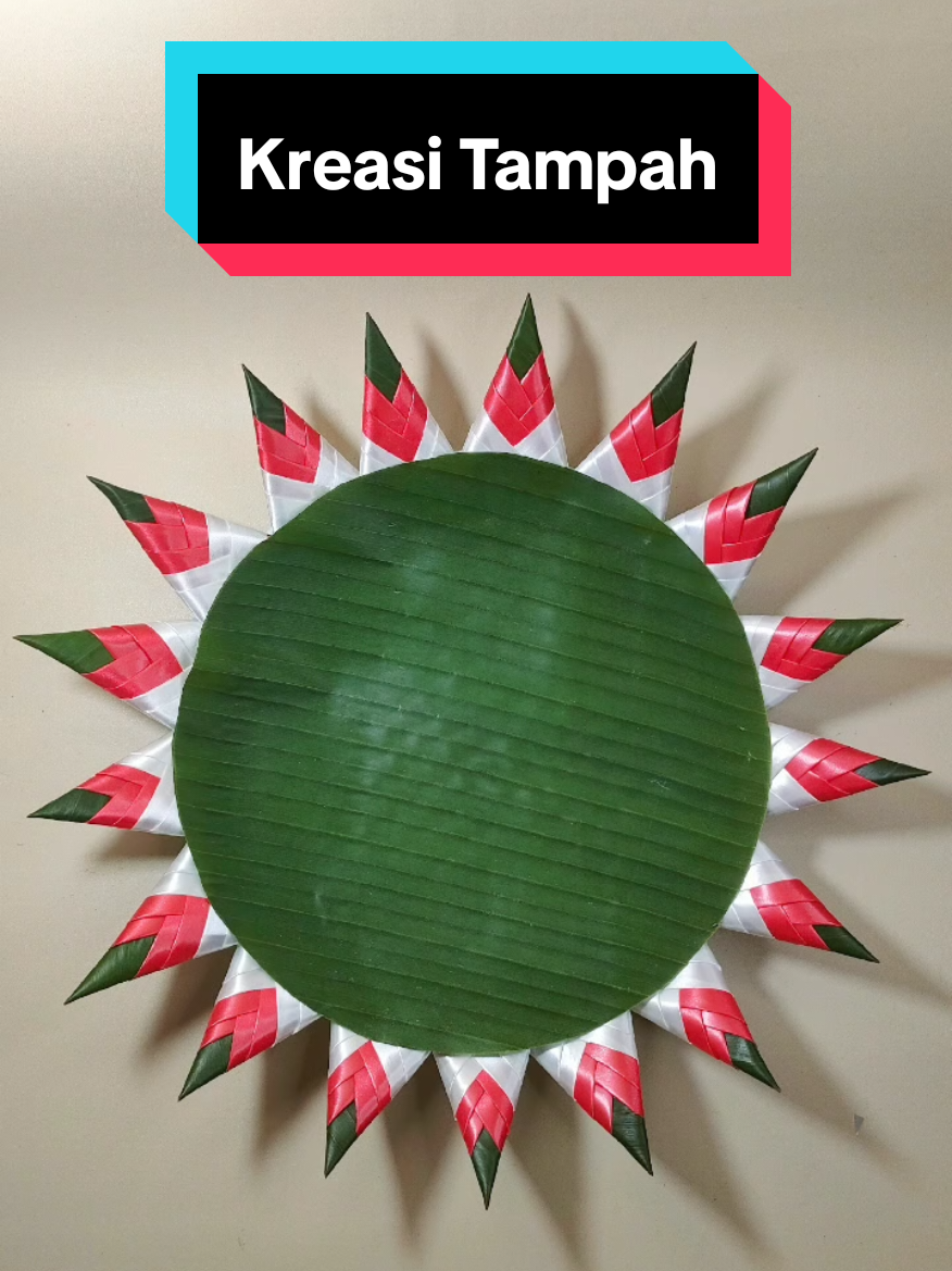 Boleh di save dulu buat Agustusan mumpung dapet ide 😂 #pawoncilik #kreasitampah #garnish #tampahan #tumpeng #tampahtumpeng #garnishtumpeng #fyp #fyppppppppppppppppppppppp 