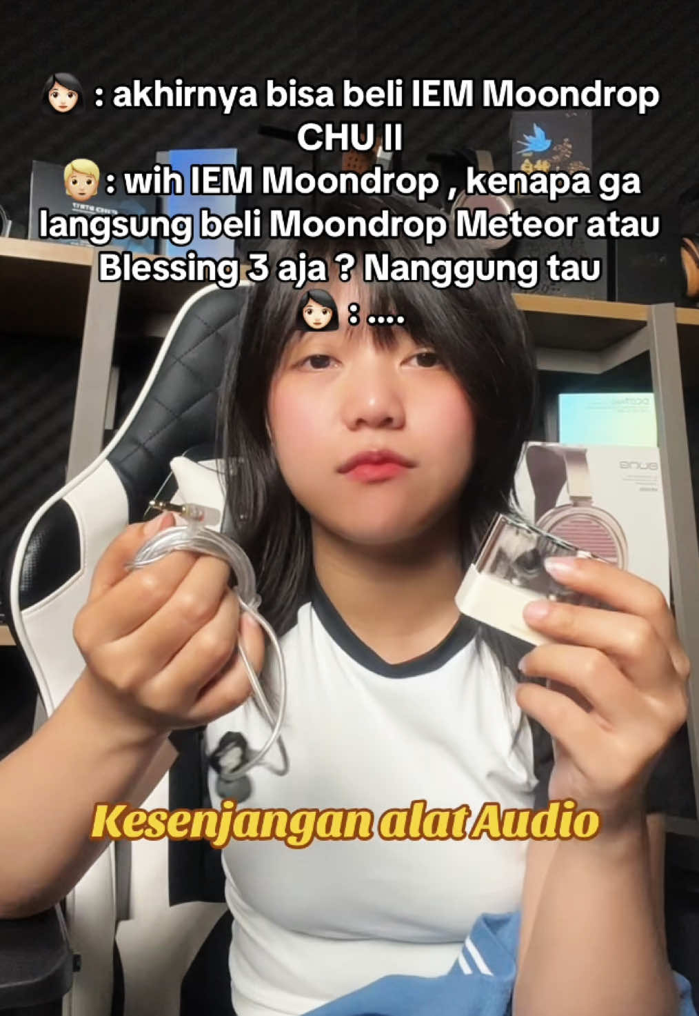 Baru beli Chu 2 langsung upgrade lagi lah ! Katanya sih nanggung tp  Gasss ke keranjang kuning aja guys !!  #audio #audiophile #gadget #tech #inearmonitors #earphones #headphones #moondrop 