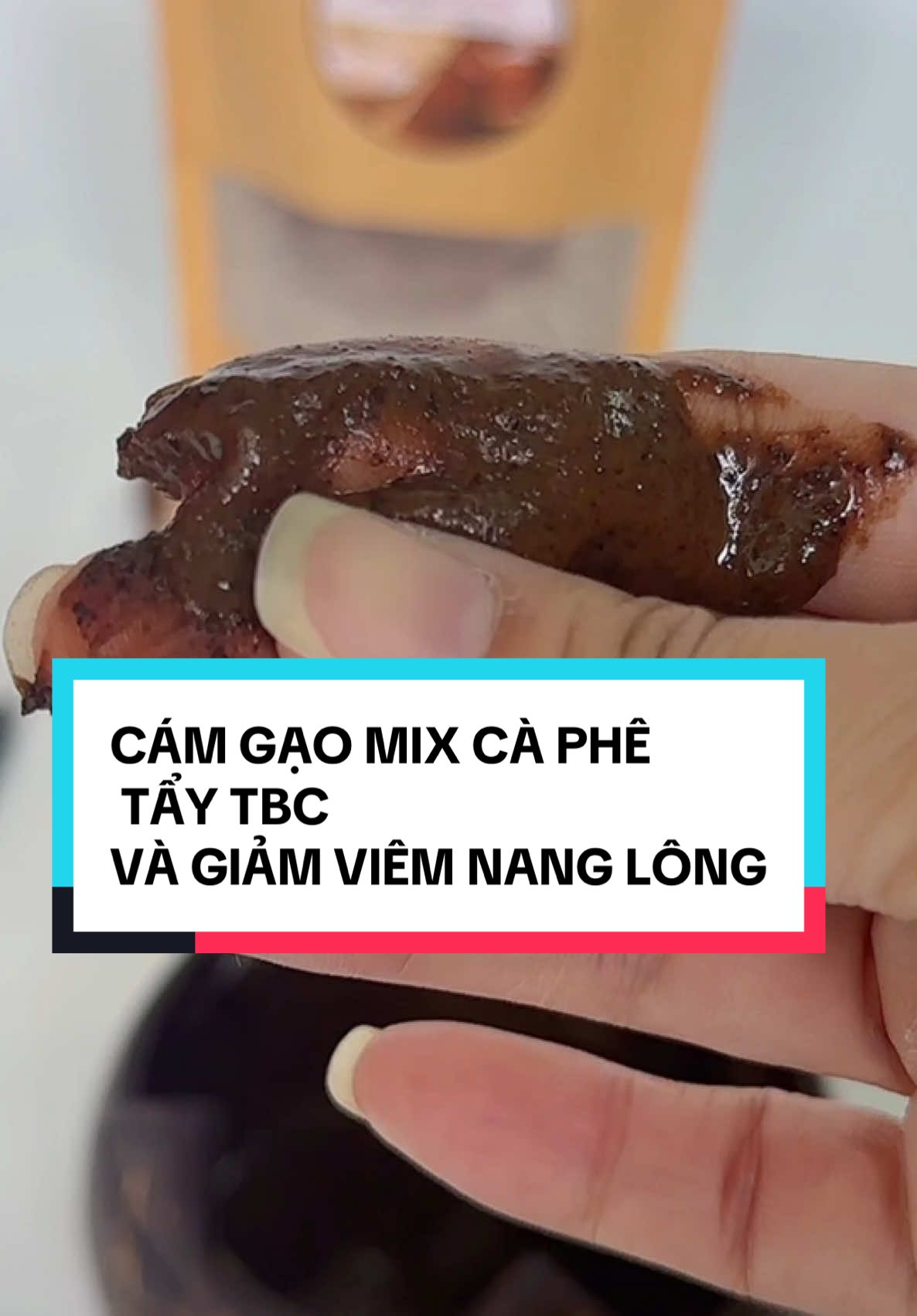 Cám gạo cà phê tẩy tế bào chết và giảm viêm nang lông #camgaocaphe #botcamgao #camgao #taytebaochet #taytebaochetbody #triviemnanglong 