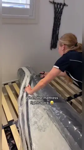 Mattress unboxing fails #haha #fyp #funny #fails #funnyfails 