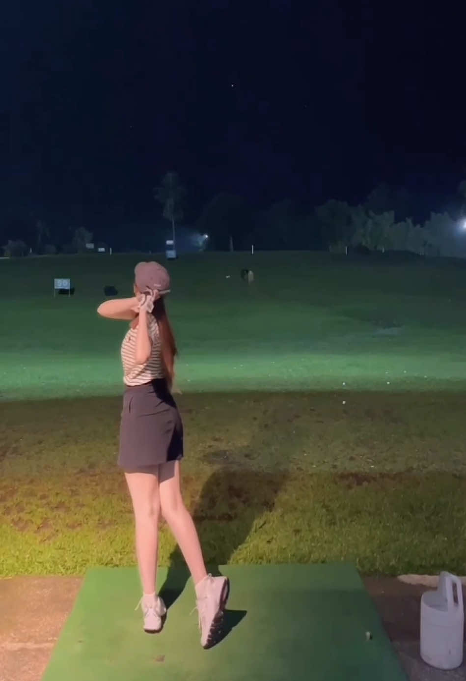 new hobby unlocked 🙏🏻 #golf #girlgolfer #golfswing 