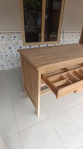 meja kasir ful jati mentah. 600 rb