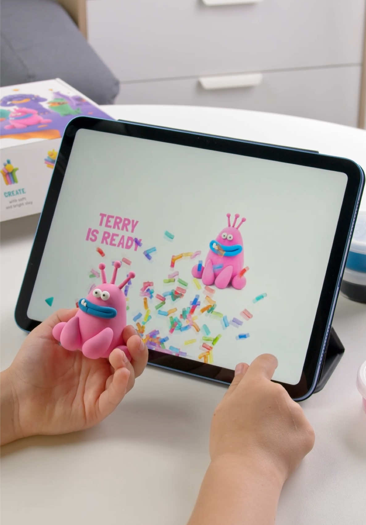 Monsters aren’t here to scare anyone. On the contrary, they love making people smile and have fun! Sculpt the Monsters in the HEY CLAY app with a Family Account. Now, all the characters you’ve unlocked are available for the whole family across different devices! #heyclay #appforkids #clayart #DIY #creativeideas #kidsactivities #learning #howtoclay #smartgames #smart #games #clay #momlife #claycreations #sculptingclay #sculptingtools #digitalsculpting