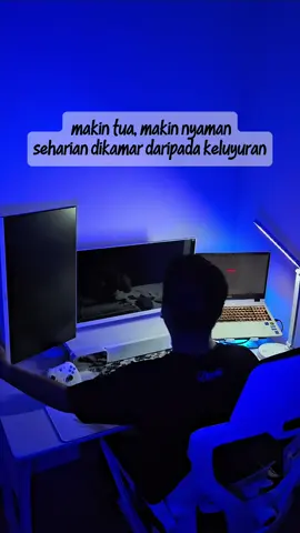 paling nyaman kalo udh pulang duduk depan setup #setupgaming #desksetup 