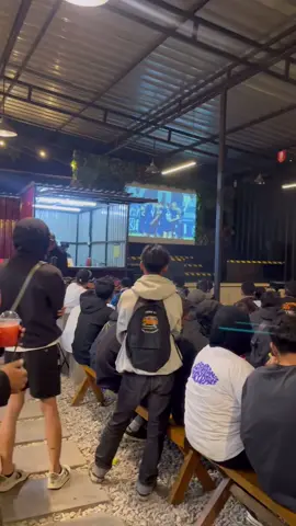 Akuuu gi nobar😋 siapa yang mau rolling bareng cung??#b2b #juara #persibbandung #fyppppppppppppppppppppppp 
