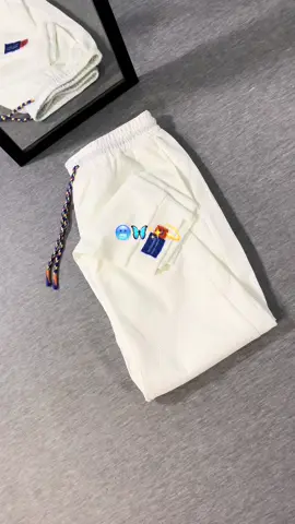 Uang memang menggoda,tapi celana secakep ini cuma 80k kapan lagi 🥵🥶#joggerpants #celanajogger #celanajoggerpants #celanatraining #outfitideas #outfitinspo 