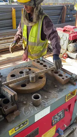 Bending 32 Diameter Rebar. #shorts #structure #engineering #construction 