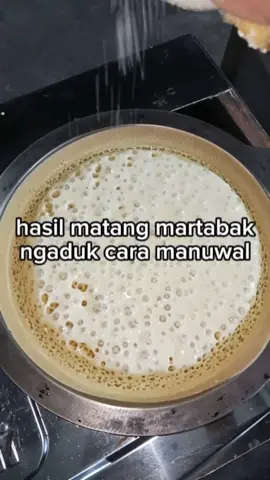 resep adonan martabakmanis yang saya pakai.  gula, telor, vanelli, fulcrem, pewarna makanan kuning telor, santan kara, soda.  takarana ntuk 1 kilo tepung gula 1/4 telor 2 atao 3 yang di pakai kuningnya saja air biyasa 1 liter santan kara yang kecil di rebus pakai air 250 mili campur pandan, pandan menambah aroma wangi vanelli cristal dan cair 1/2 sedok teh fulcrem 2 sendok teh soda 1 sendok teh pewarna makanan kuning telor 1/2 sendok teh.  #resepmartabak  #adonan   #martabakmanis 
