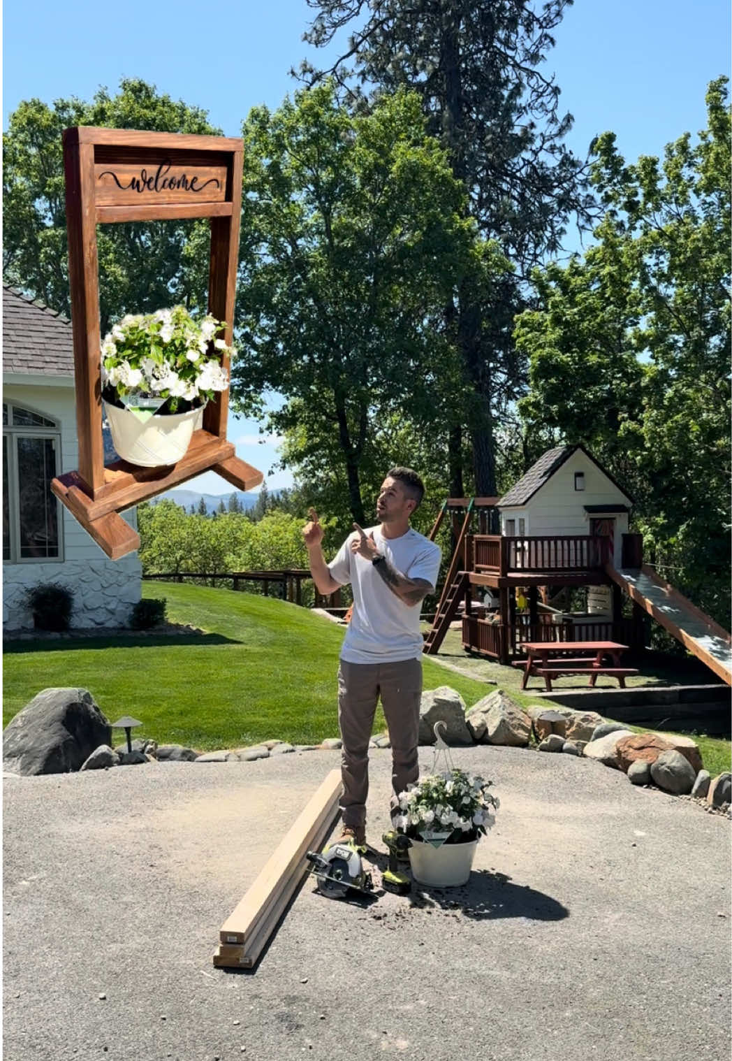 I built both my mom’s one of these last year for Mother’s Day and they still talk about how much they love them!! Let me know if you like this style of “how to” video and if you think I should do more! Happy Mother’s Day to all the moms out there!! #DIY #plantholder #welcomesign  Supply list: 2 - 2X4 1 - 2x6 2 1/2