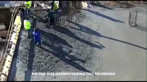 This is WHY You ONLY Hire Qualified Contractors🤯- Team Safety | Join Us Today @safetyfails_1 - Let’s Increase Workplace Safety #accident #accidents #construction #construção #safety #safetyfirst #maintenance #risky #training #fails #crane #work #jobs #safetyfails #risk #warehouse #forklift #forkliftoperator #job #rigged