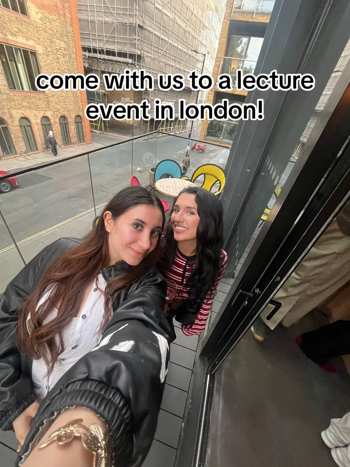 great to have more community based events in london, i miss learning new things at uni so this was so refreshing!! theyre on instagram so check out @fillthechasm #fillthechasm #lectures #london #londonevents #uni 