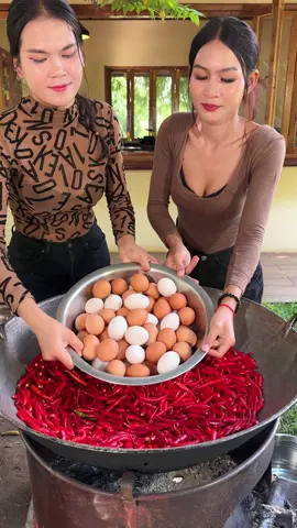 How to cook egg with chili recipe