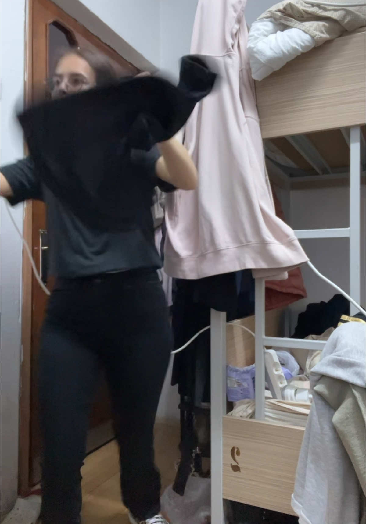 Rüzgar: 1 Kapalı balkon kapısı: 0