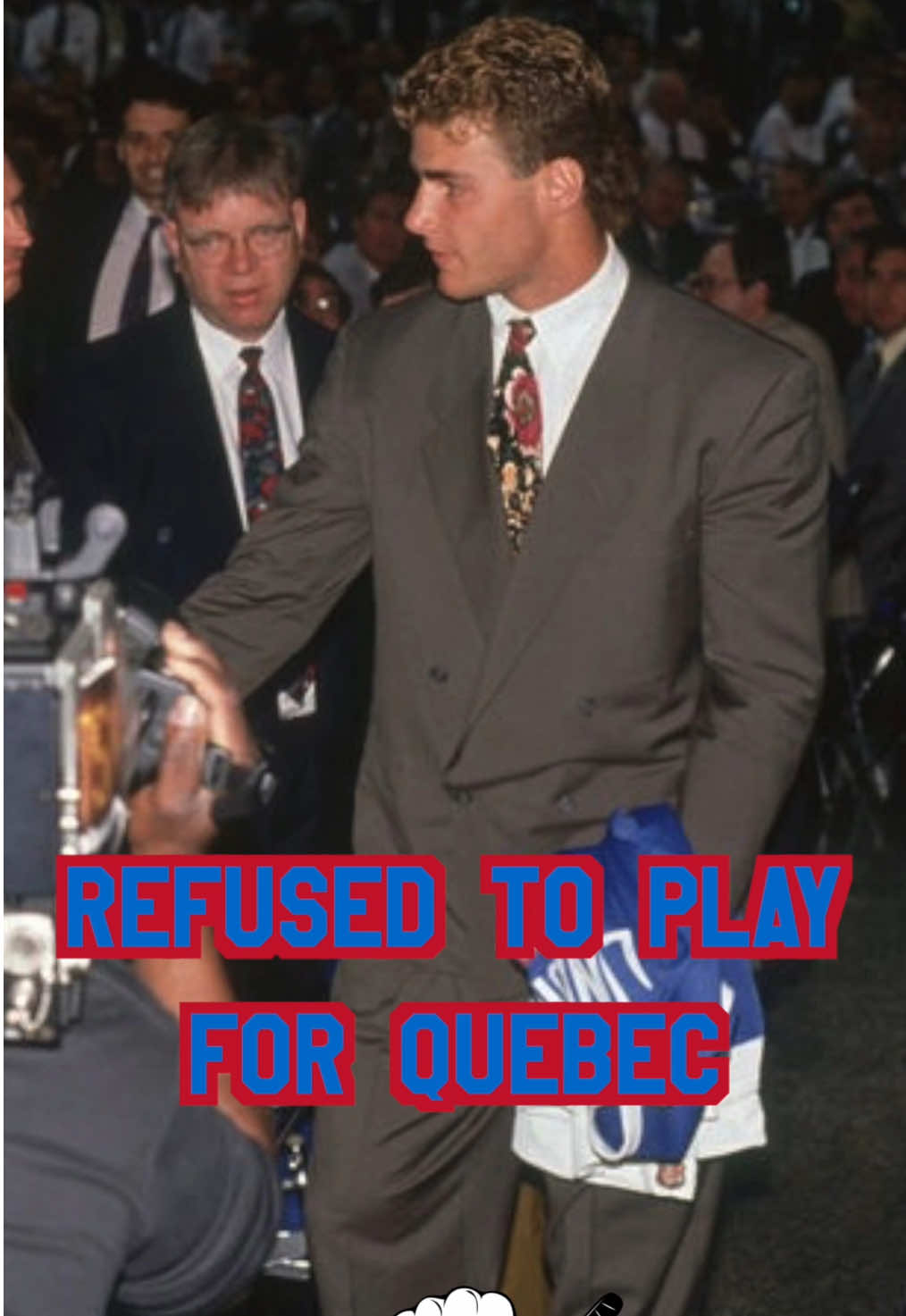 Why Eric Lindros refused to play for the Quebec Nordiques #nastyknuckles #NHL #hockey #philadelphiaflyers #ericlindros 
