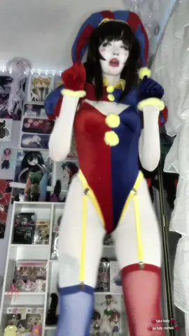 🌸♡insta:jupiter.cos♡🌸 #theamazingdigitalcircuscosplay #theamazingdigitalcircus #pomnicosplay #pomnidigitalcircus #pomni #fakebodyy⚠️ #fyp #cosplayers #cosplays #cosplayer #cosplay #trend #nothingsreal 🚫fake body 🚫 🚫Im wearing stockings🚫 🚫EVERYTHING IS FAKE TIKTOK🚫
