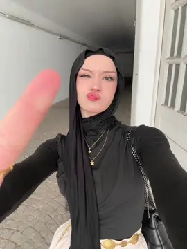 ما تركزو ع شعل القطط ولله لهلسبب ما بحب الاسود😭😔#a1essia04 #fyppppppppppppppppppppppp #ootdhijab #اكسبلور #explore #مالي_خلق_احط_هاشتاقات #creatorsearchinsights #شعب_الصيني_ماله_حل😂😂 
