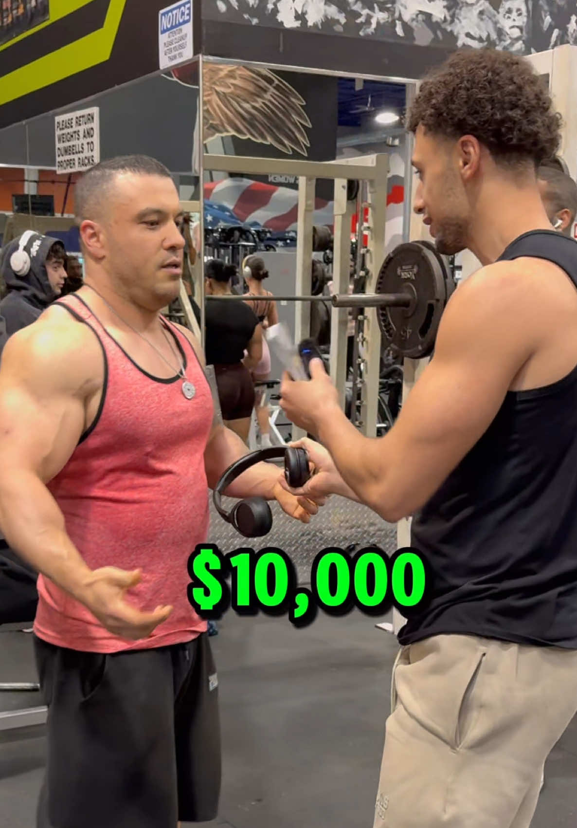 Can little boy beat me for $10,000💪🏽⁉️ @Dr Cal - AI Calorie Tracker  ##viral##gym##trend##challenge##fitnesschallenge##mrbeast##winmoney##win##pullup##calisthenics##pullups##bodybuilder 