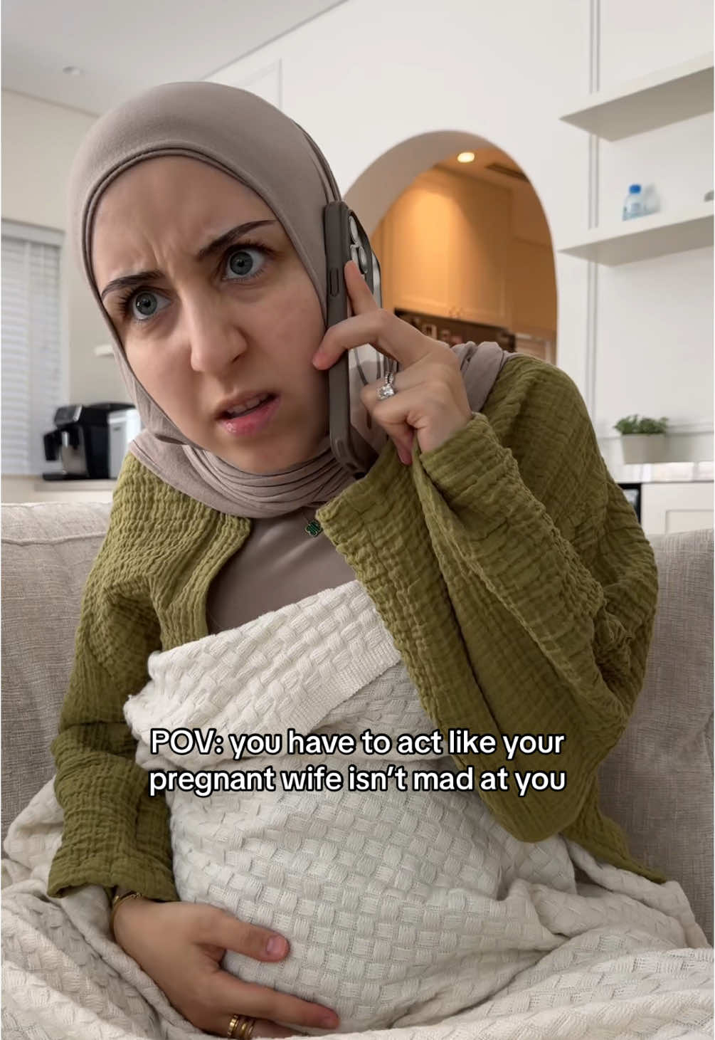 He gets a different version of me everyday 😅🤭 #pregnant #muslimcouple #husbandwife 