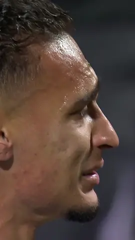 Antony nach dem Halbfinale in Florenz 😲 #thebeautifulgame #antony #betis #football #fussball #emotions #futbol #goat 