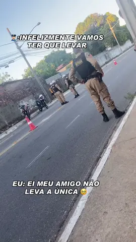 E a única que eu tenho 🤣 . . . . . . . . . . . . . . . . . . . . . . . . . . . #fypp #foryoupage #fyp #fouryou #videoviral #moto #movie #motorcycle #motos 