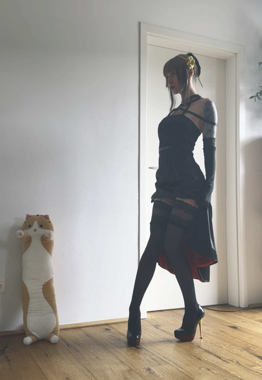 I never took a proper video of this cosplay so here we go 🖤 Cosplay: Yor Forger from SPYxFAMILY  #animegirl #reel #inkedgirl #inkedgirls #fyp #fitgirls #altgirl #altgirls #fitgirl #egirl #egirls #altfashion #heels #mangagirl #cosplay #cosplayer #yorforger #yorforgercosplay #spyxfamily #spyxfamilycosplay 