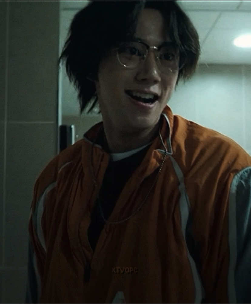 the first clip always makes me go insane #seongje #fineshyt #geumseongje #geumseongjeedit #edit #netflix #kdrama #weakheroclass #whc2 #weakheroclass2 #foryoupage #viral #fyp spc@lena 