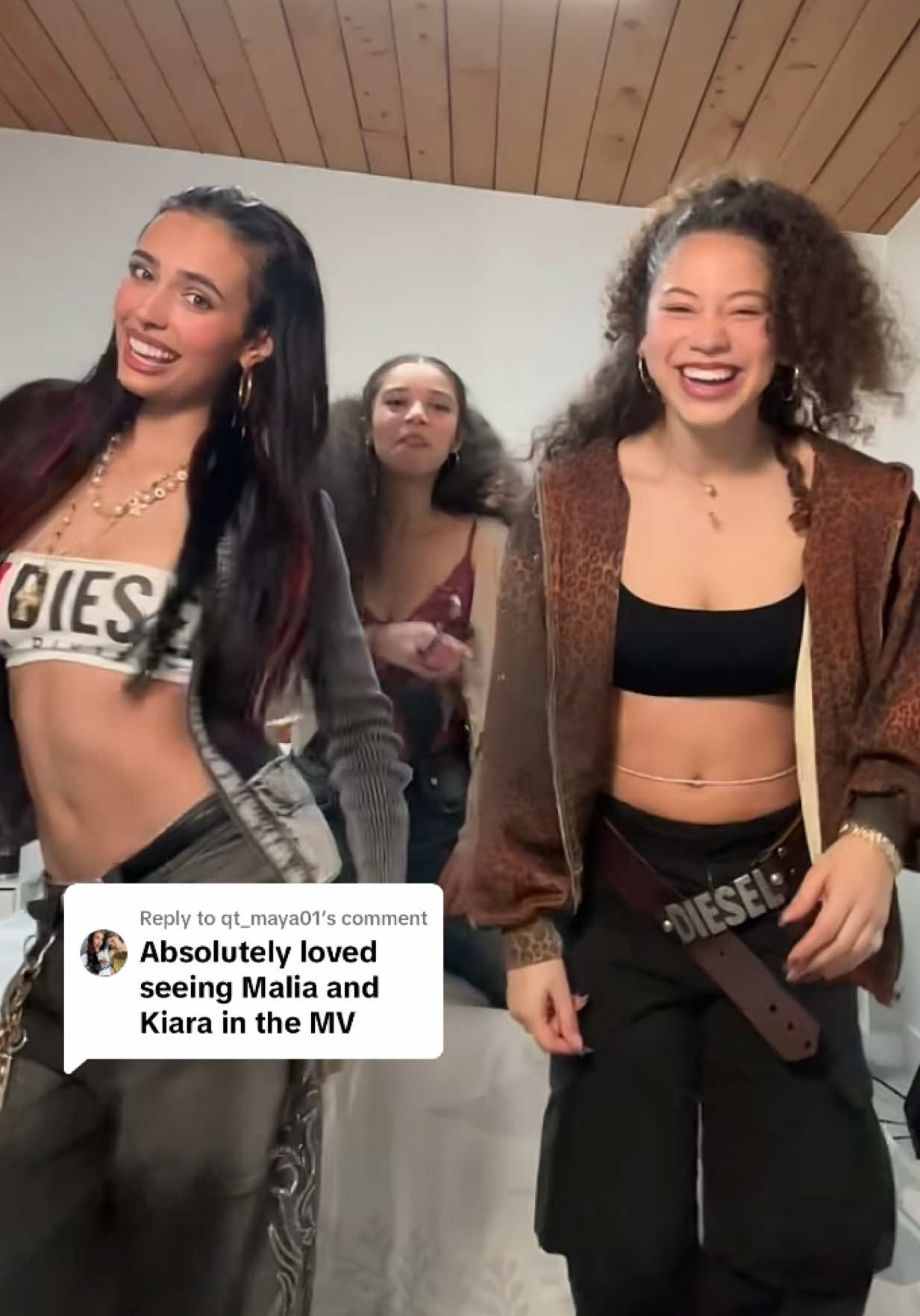 Replying to @qt_maya01 and we finally got malia in front of the camera?!!!! 😅 love them sm <3 dc @GiaNina STREAM SEE U TONIGHT x @Kiara @Malia:) 