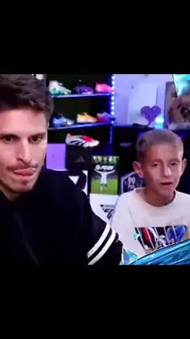 a lloriquear #SantJordi2024 #viral_video #trendingvideo #paratiiiiiiiiiiiiiiiiiiiiiiiiiiiiiii #fyyyyppppppp #viral #parati #treding #cacho #cachillas #hector #hectorchacho 