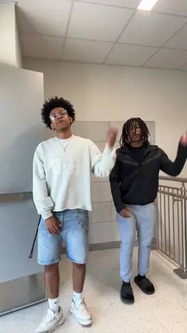 Dc:@g7mir🕺🏽🔥 #foryoupage #trending #newtrend #blowthisupforme #viral #duo #dancetrends2025 #abcxyz #fyp ( @Zay:) 