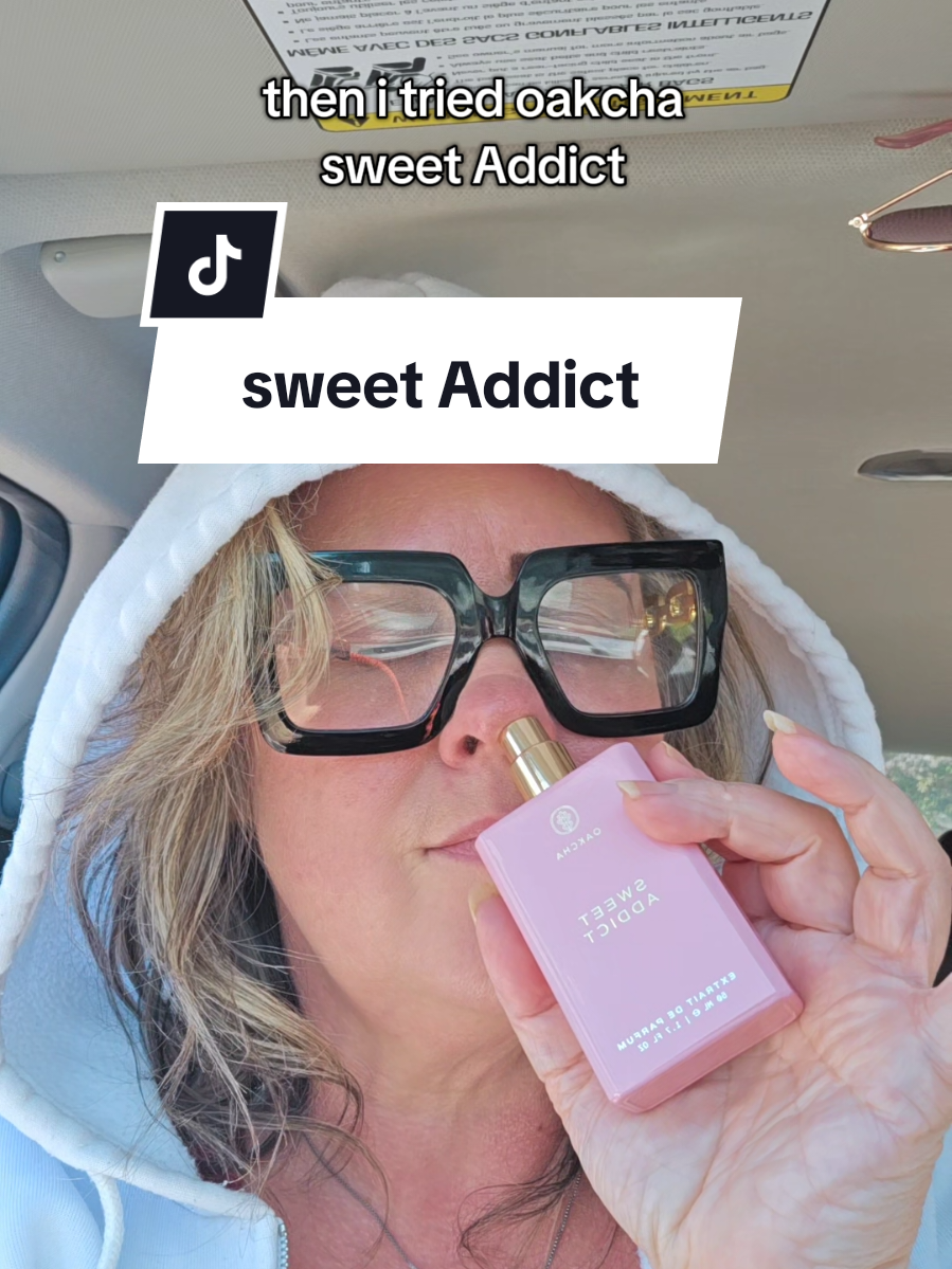 the perfume that changed everything!! #perfume #viralperfume #fragrancetok #Itgirlperfume #perfumetok #sweetaddict #oakchasweetaddict #oakcha @Oakcha 