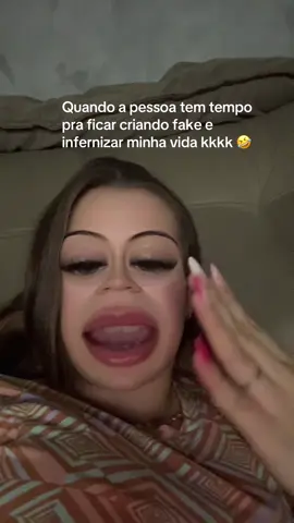 Deita e dorme amiga 