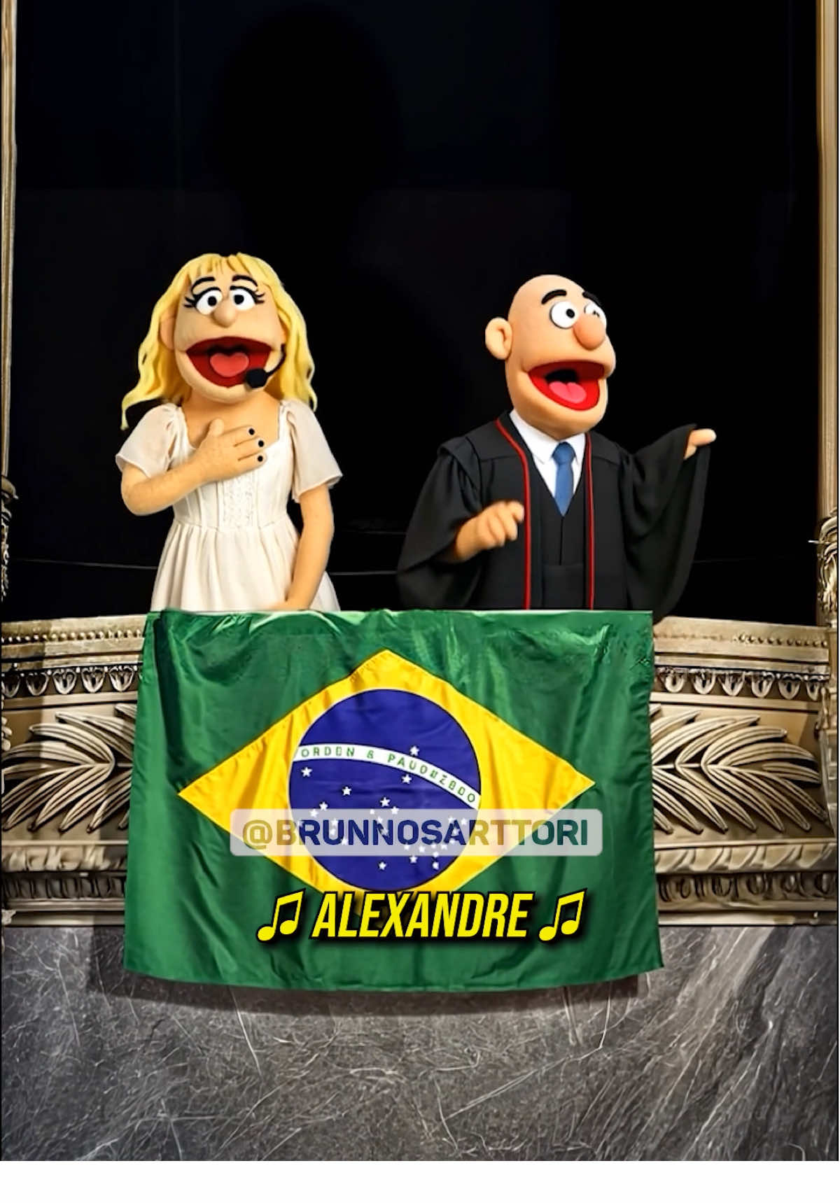 Penso em fazer semanalmente um vídeo nesse estilo, com acontecimentos da semana. O que acham? Conseguem pegar as referências? 