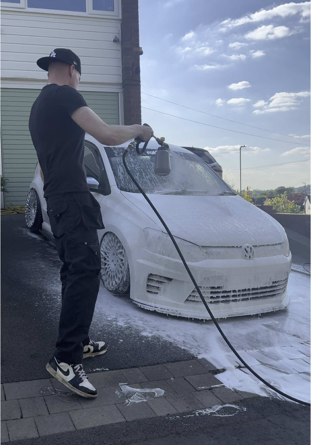 When the snowfoam is FOAMING😫 #foryou #foryoupage #fyp #carsoftiktok #stanced #airsuspension #camber #stancecar #vwpolo #carsfyp #volkswagen #carcleaning #cleancar #detailingcars 