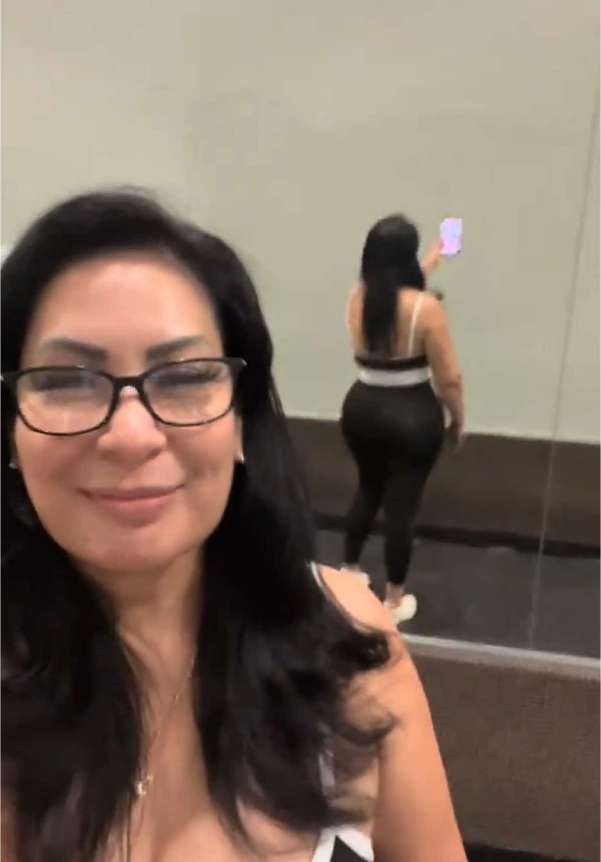 #funny #gym #fyp #hashtag #tiktok #satisfying #zodiacsigns #jokes #parati #quarantine #trending #vegas #iphone
