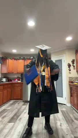 Graduating high school as the salutatorian and with 3 degrees???? Aye sound good to me #fyp #graduation 
