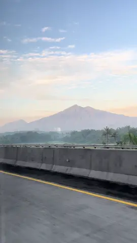 best view tol solo-semarang=salatiga #semarang #jalantol #solo24jam #fyp