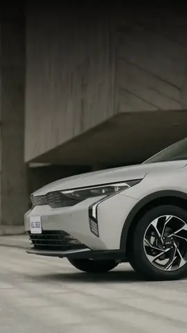 El auto que eleva cada viaje. 😎 #KiaK3  #ElModeloASeguir #Kia #MovementThatInspires #Hatchback #FYP