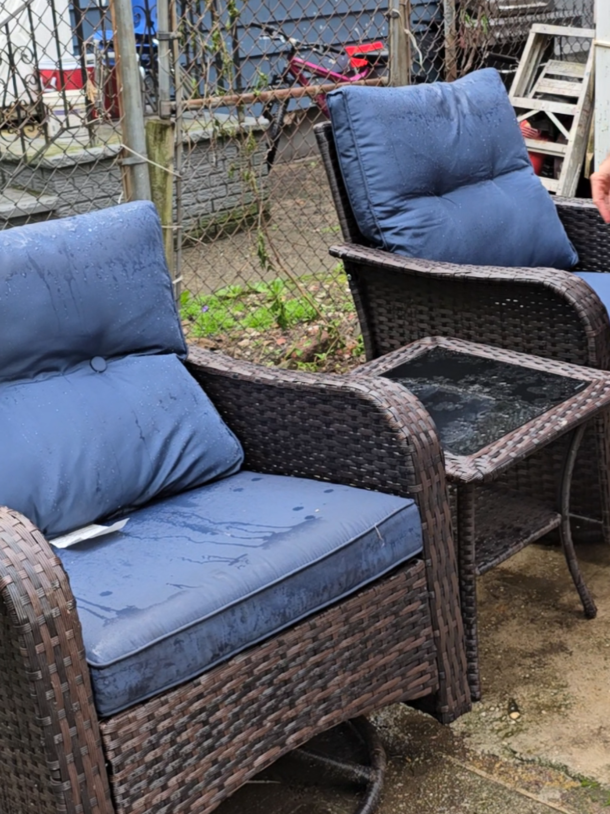 Estos sofá estan perfectos para pasarla bien afuera en su patio  #sofas #sofaselegantes #furniture #PatioFurniture #OutdoorLiving #GardenFurniture #PatioDecor #OutdoorStyle #GardenVibes #AlFrescoDining #BackyardBliss #HomeAndGarden #FurnitureDesign 